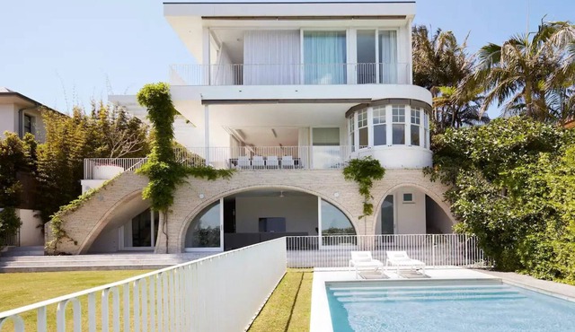 Rising Heights, Bellevue Hill(IH) - hosted by L'abode