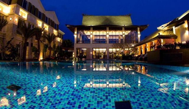 Riyuegu Hotsprings Resort