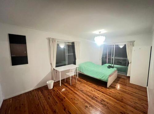 Room 82