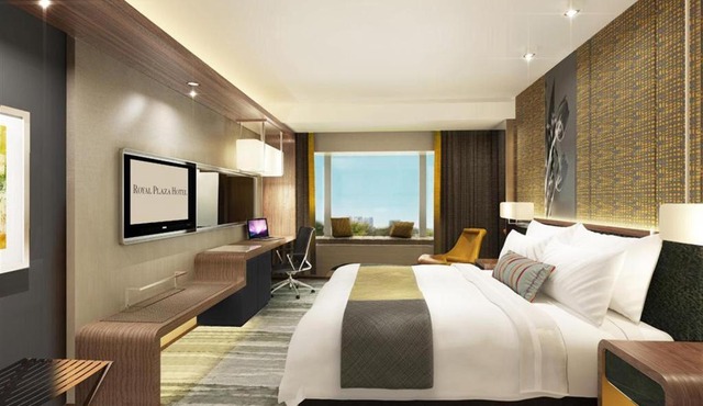 Royal Plaza Hotel