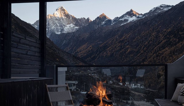 Ruoshui Mountain Retreat Holiday Inn