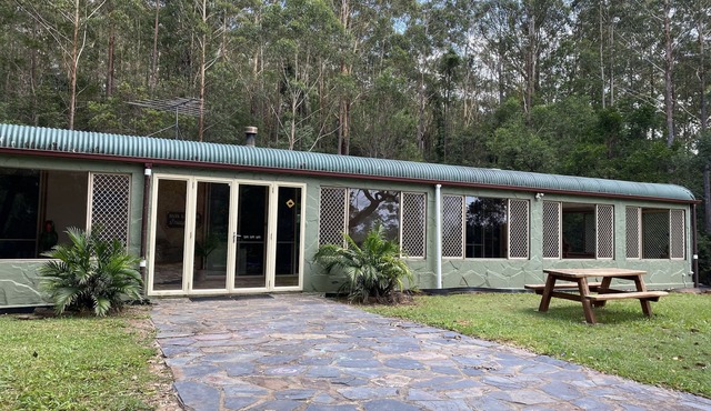 Rustic Retreat - Sunshine Coast Hinterland