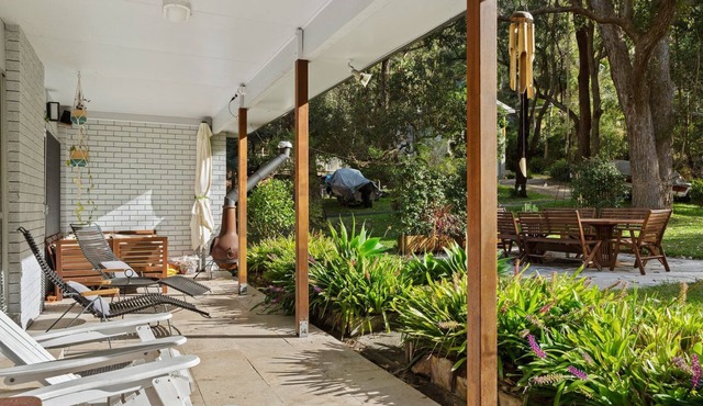 Salt and Stone Modern Pearl Beach Stay 2 Mins to Ocean