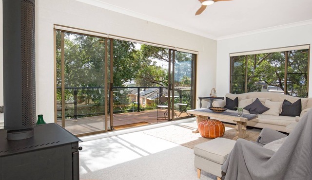 Saltbush Cottage - Pet Friendly - 1 Min Walk to Beach