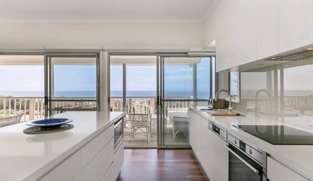 Salty Air Beachside Cottage by HolidayCo.
