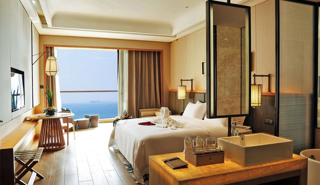 Sanya Harman Hotel
