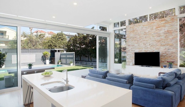 Sea Spray Family House