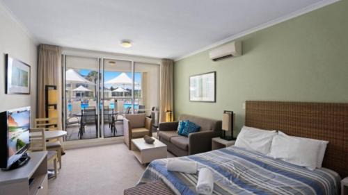 Seaside Escape - Ettalong Beach Resort