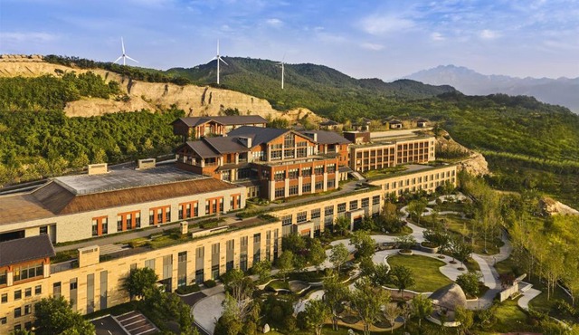 Secan Hotel Qingdao, Curio Collection By Hilton