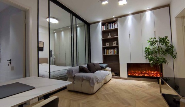 Shanghai 2Br flat with garden& floor heating nr line2/11 Jing an temple
