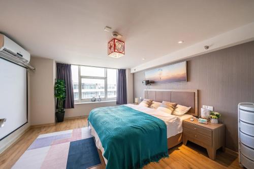 Shanghai Hills & Freshly Home Loft Retreat with 17&2 Line Access near NECC
