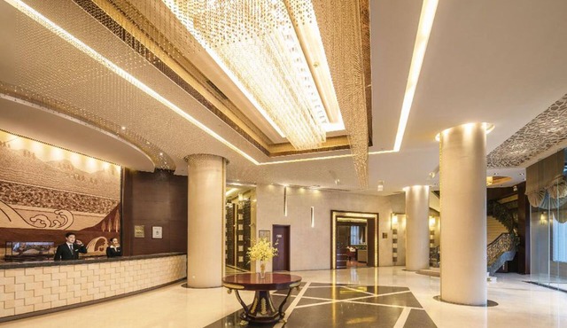 Shanghai Paradise Hotel