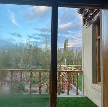 Shashi Guesthouse