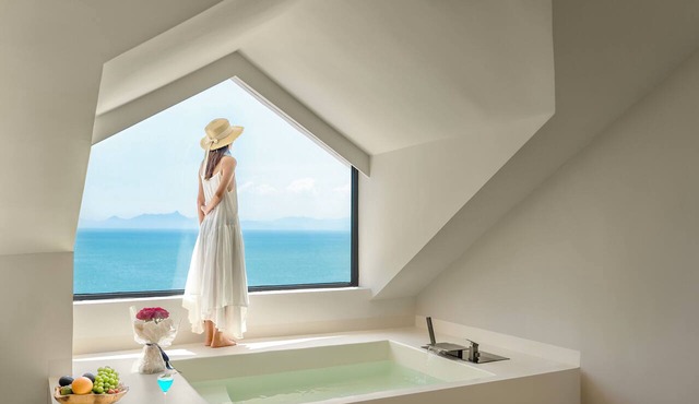 Shenzhen White House Sea View Resort