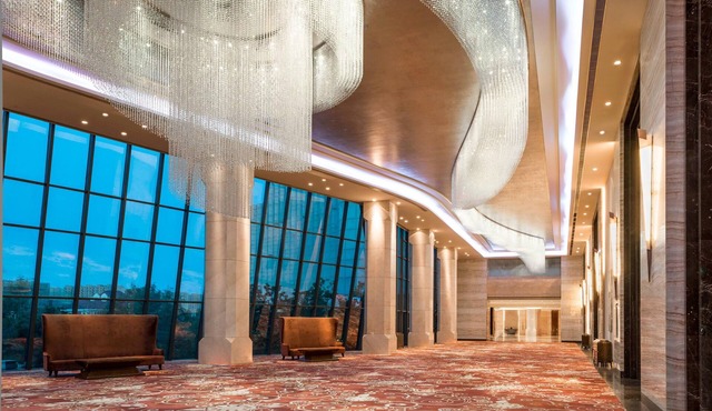 Sheraton Changchun Jingyuetan Hotel