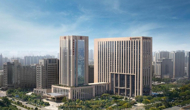 Sheraton Grand Zhengzhou Hotel