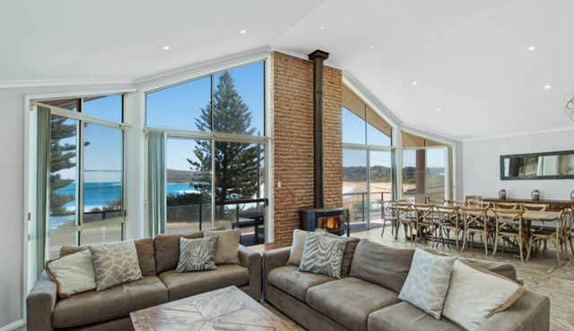 Siesta by the Sea - Beachside Retreat