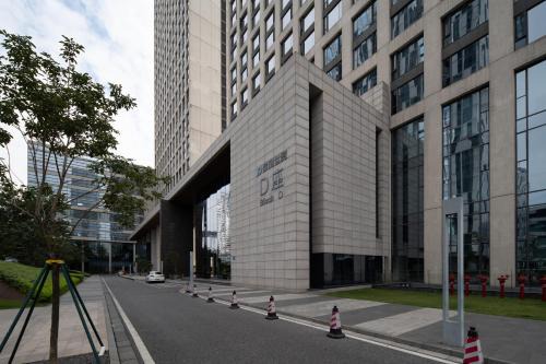 Snug Gaokong Jiangjing Hotel- Poly World Trade Center
