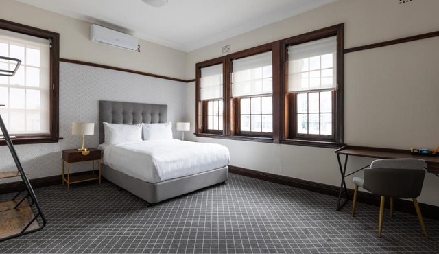Southern Cross Hotel