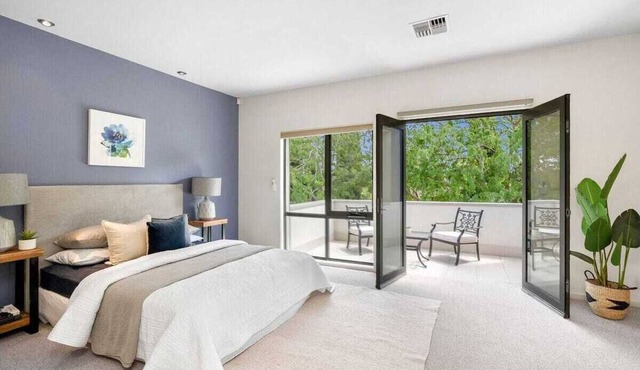 Spacious 4 bedrooms house in Inner South