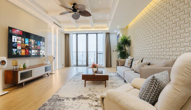 Spacious and luxurious 3-bedroom apartment with WiFi, AC in pleasant Cầu Giấy