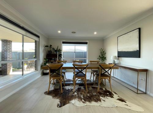 Spacious and Modern Home away from Home
