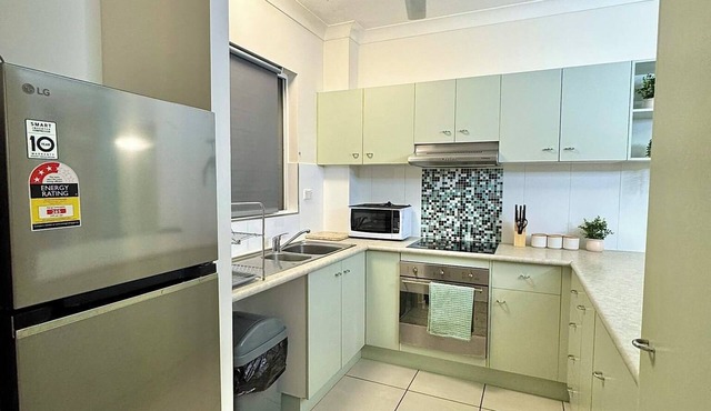Spacious Apartment in the Heart of Cairns CBD