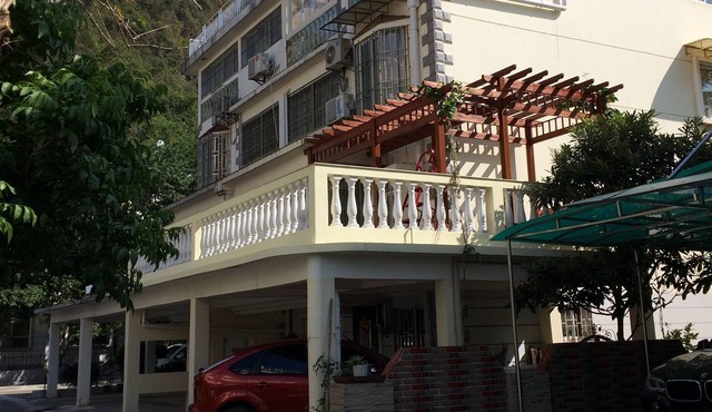 Spacious, comfortable 5 Bedroom Home in Beautiful Guilin, China