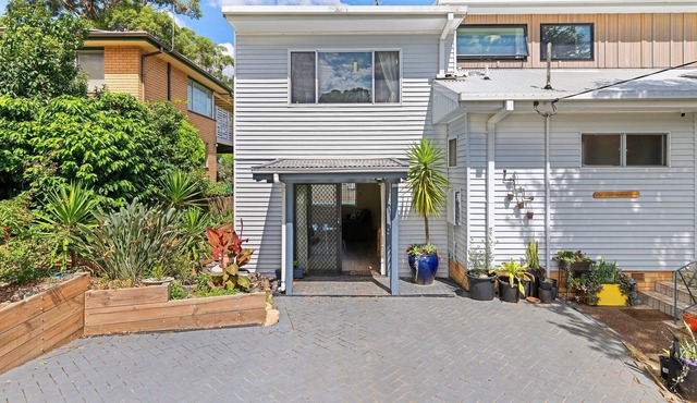 Split level apartment