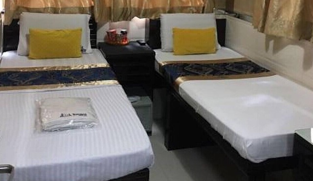 Standard Twin Room 3