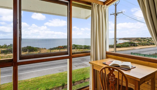 Strandhus ~ Port Willunga - Rich history, breathtaking ocean views, and fine art ~ experience Port Willunga, authentically