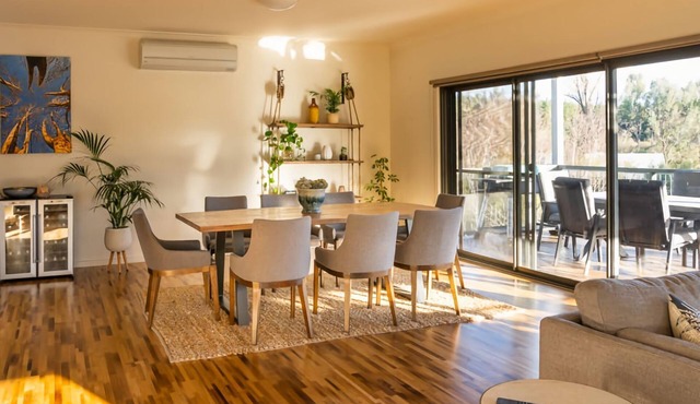 Streamside Retreat - Located in Porepunkah