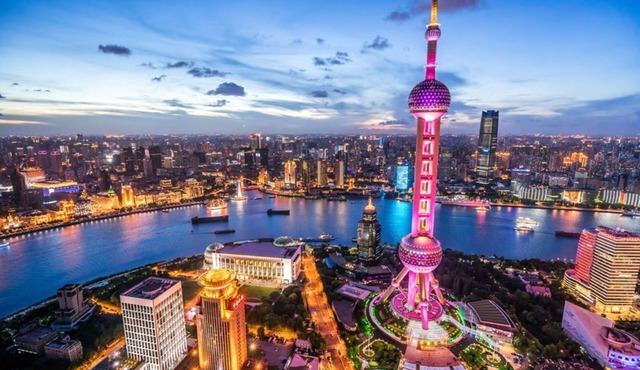 Stylish 3 Bedroom Apartment Near Shanghai World Financial Centre