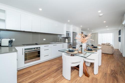 Stylish Pet-Friendly Retreat Near Acer Arena & Olympic Park