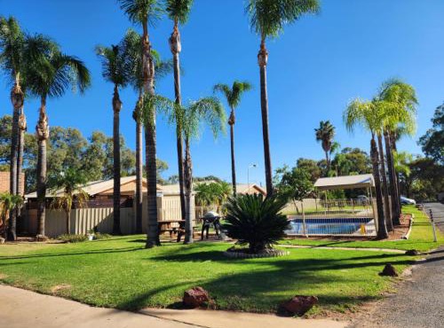 Sun River Resort