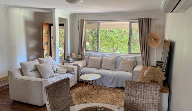 Sunny Byron Bay House Just 700m from the Beach