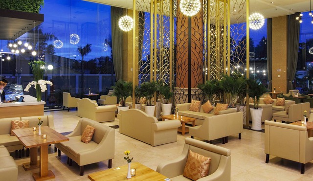 Sunrise Hotel
