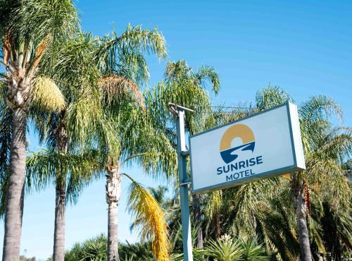 Sunrise Motel