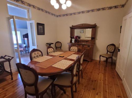 Sunset Ridge Accommodation -Rockville Homestead