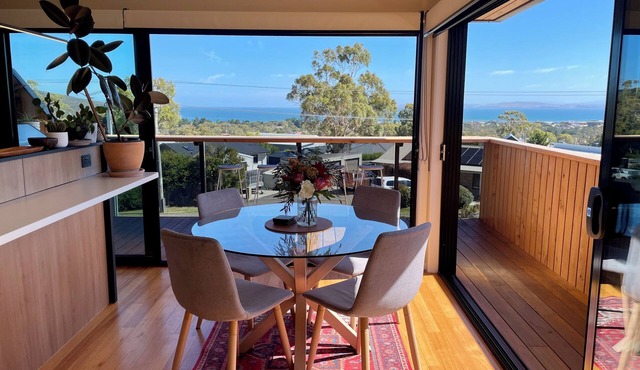 Sunset Sands Coastal Retreat with Sauna