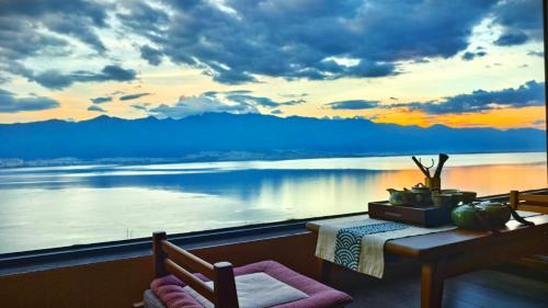 Super Invincible All Seaview Villa