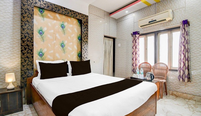 Super Townhouse Kaikhali Near Airport