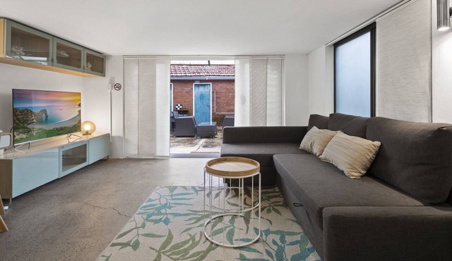 Surfie Pad 10 min walk to Beach and Dining