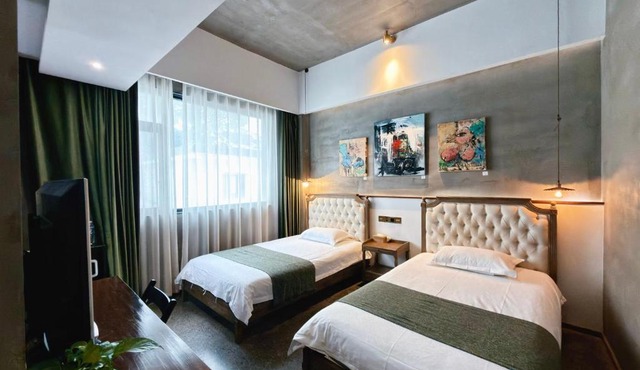 Suzhou Unique Space Design Art Hotel