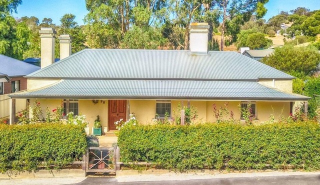 Take a Step Back in Time and experience one of the earliest Barossa homesteads
