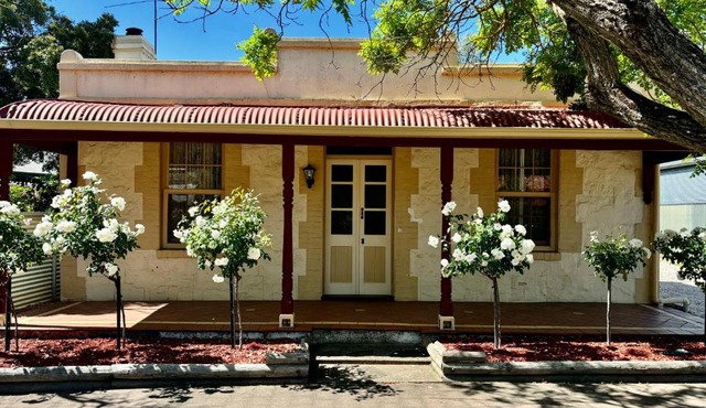 Telegraph Cottage