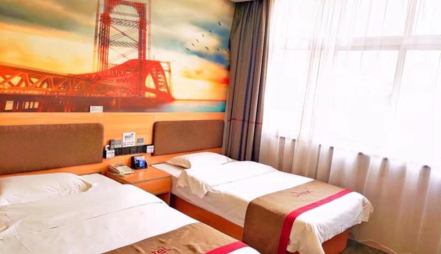 Thank Inn Plus Hotel Henan Luoyang Luolong University Zhang Heng Street City