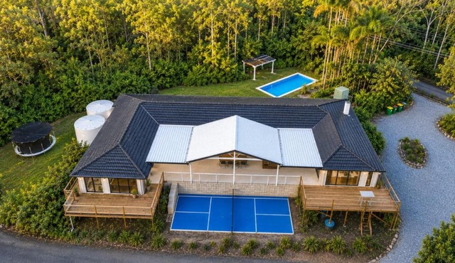 The 5th Acreage