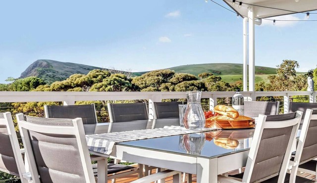 The Ark Beachside Sanctuary with Valley Views