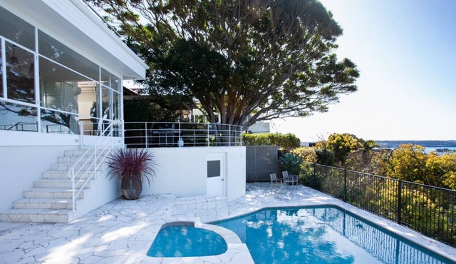 The Art House with Stunning Views